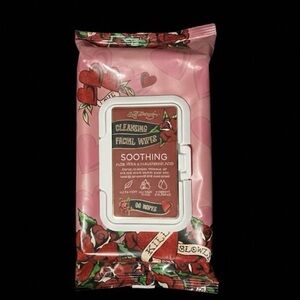 Ed Hardy Pink Cleansing Facial Wipes